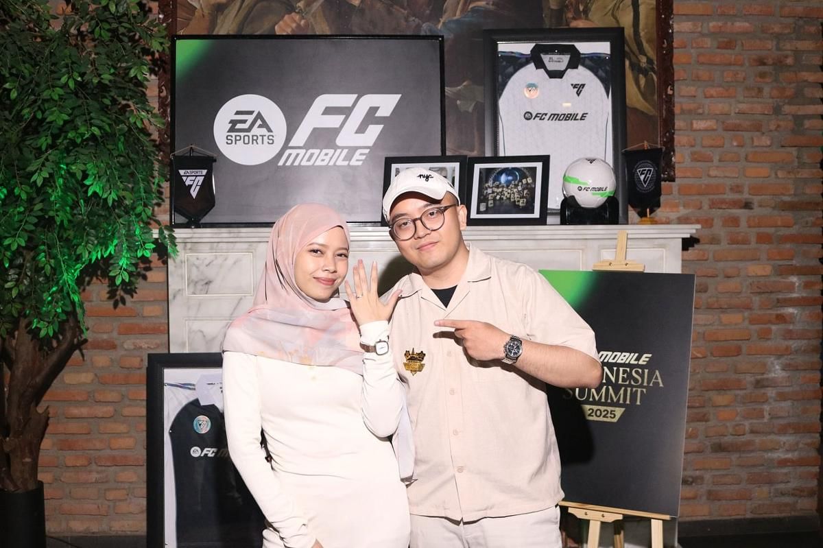 Nodeep FM bersama pasangannya di FC Mobile Indonesia Summit 2025. (instagram.com/nodeepfm)