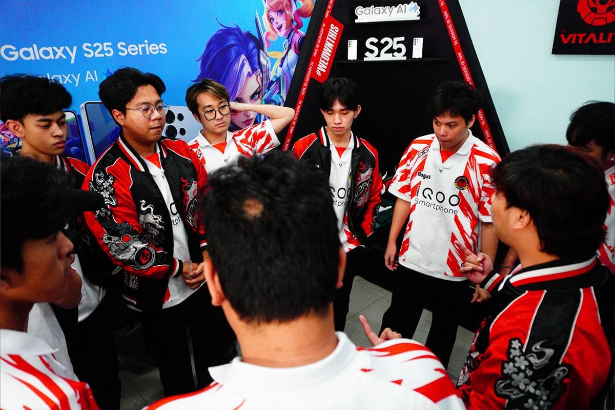 Shogun mendapatkan dukungan untuk bisa bangkit dan meningkatkan keahliannya. (Dok. MPL Indonesia)