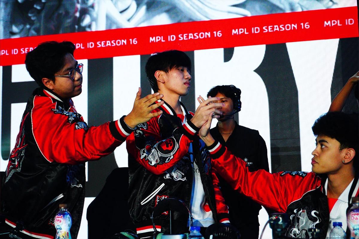 Shogun kerap kali juggling antara kuliah dan MLBB esports. (Dok. MPL Indonesia)