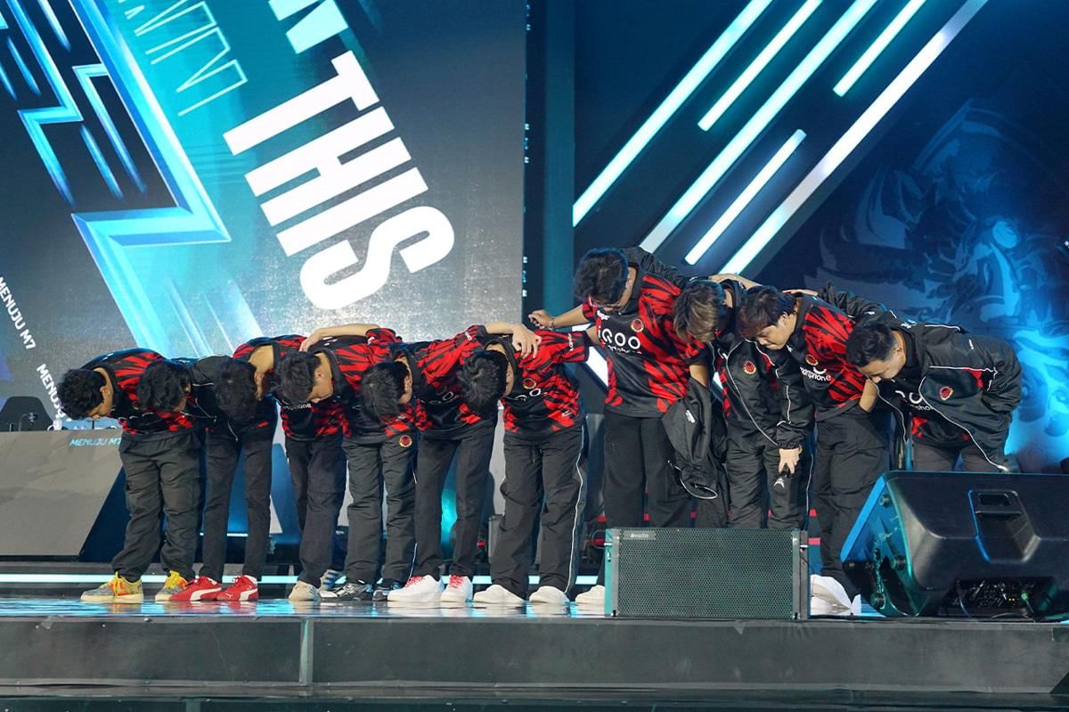 Tim BTR memberikan salam terakhir usai kalah dari EVOS. (Dok. GGWP)