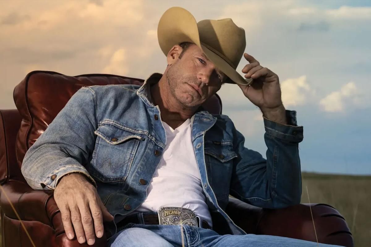 Taylor Sheridan (The Hollywood Reporter)