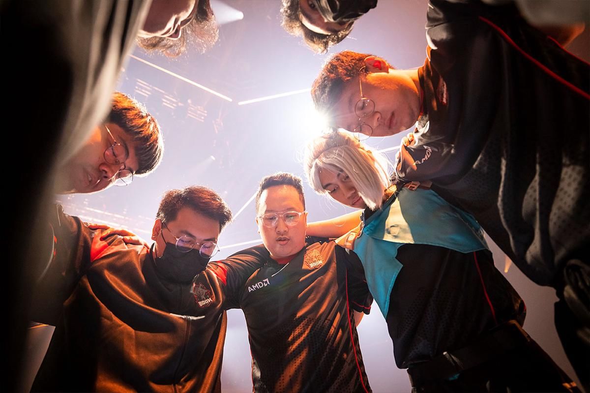 BOOM Esports sebelum match di Champions 2022. (Dok. Riot Games)