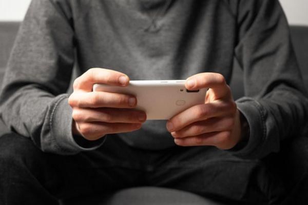 Waspada Modus Baru Terorisme, Rekrut Anak Lewat Game dan Media Sosial