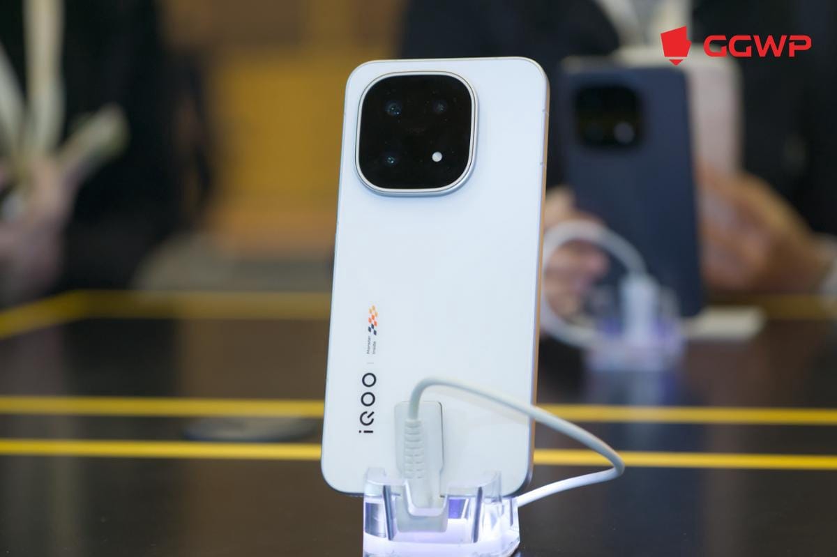 Sensor Sony masih menjadi andalan di kamera iQOO 15. (Dok. GGWP)