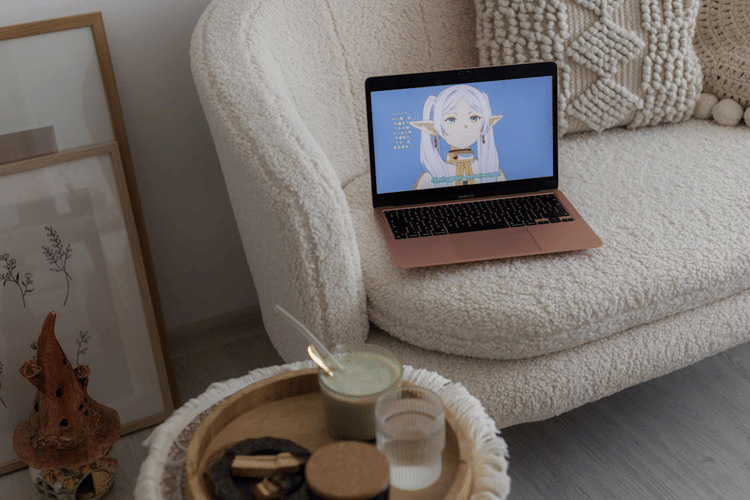 5 Rekomendasi Platform Streaming Anime Indonesia yang Legal