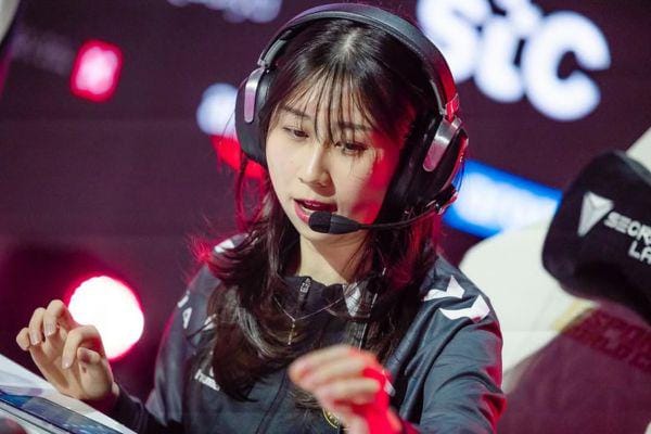 Player To Watch: Chell, Gold Laner Paling Mematikan di MLBB Women