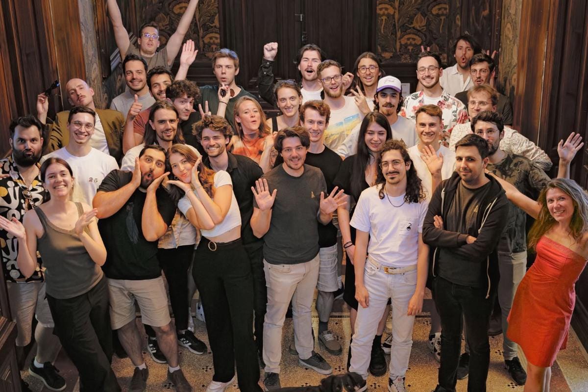 Jajaran tim Sandfall Interactive. (Dok. Sandfall Interactive)