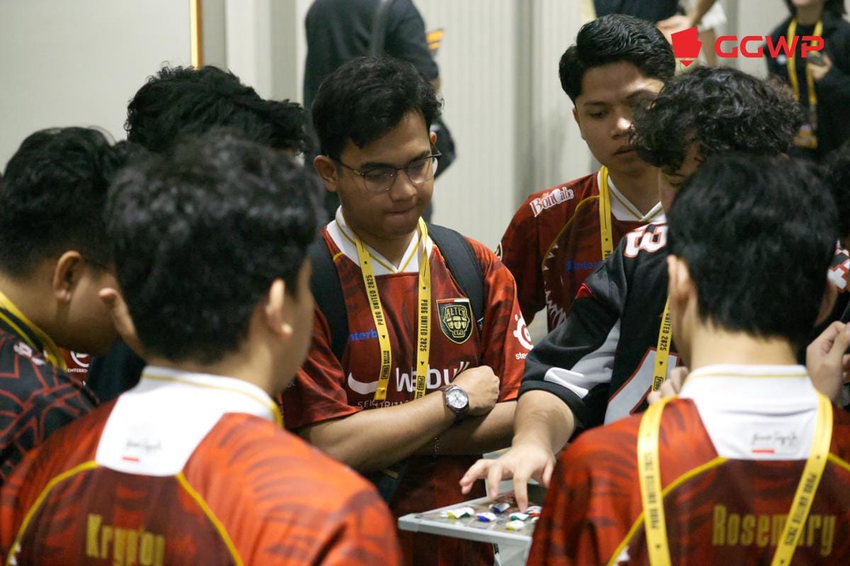 Alter Ego naik ke posisi 6 klasemen sementara grand final PMGC 2025. (Dok. GGWP/Mecca Medina)