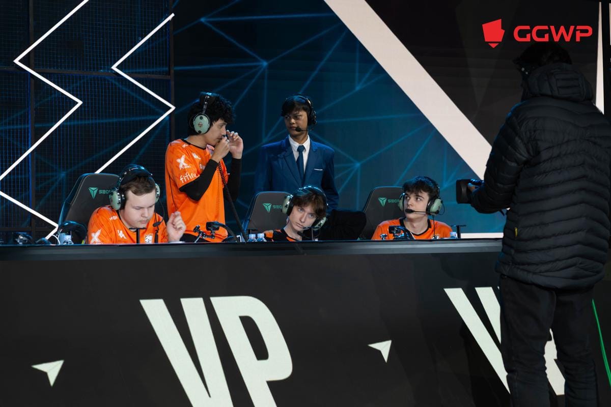 Menolak Menyerah: Kemunculan Para Coach Veteran Bersama Tim MLBB Emerging