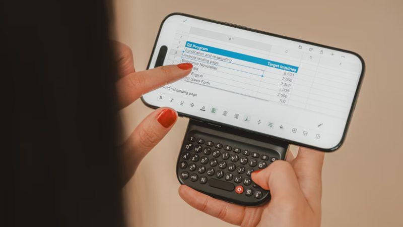 clicks communicator mirip blackberry - power keyboard.jpg