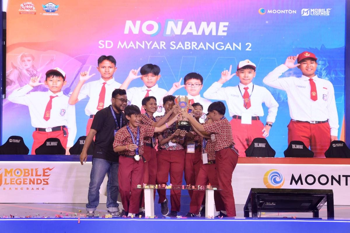 SD Manyar Sabrangan II, juara kategori SD. (RRI)
