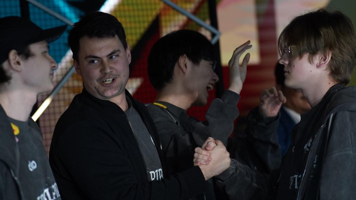 Kisah Heroik Pelatih Team Spirit, Terjang Badai Demi Selamatkan Dua Nyawa