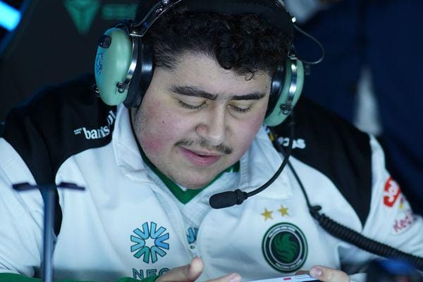 Hasil Swiss Stage M7 FLCN vs AUR: Aurora Turki Melaju ke Playoff