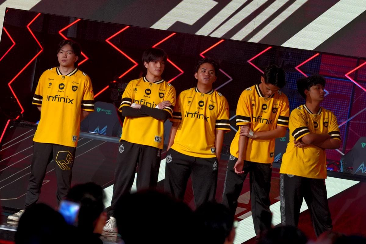 ONIC masih berusaha memperbaiki kendala dalam gameplay mereka. (Dok. Moonton)