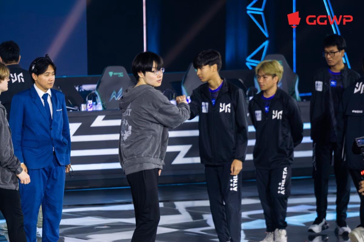 Team Spirit menjaga pressure terhadap Yangon Galacticos di match terpanjang di M7. (Dok. GGWP/Mecca Medina)