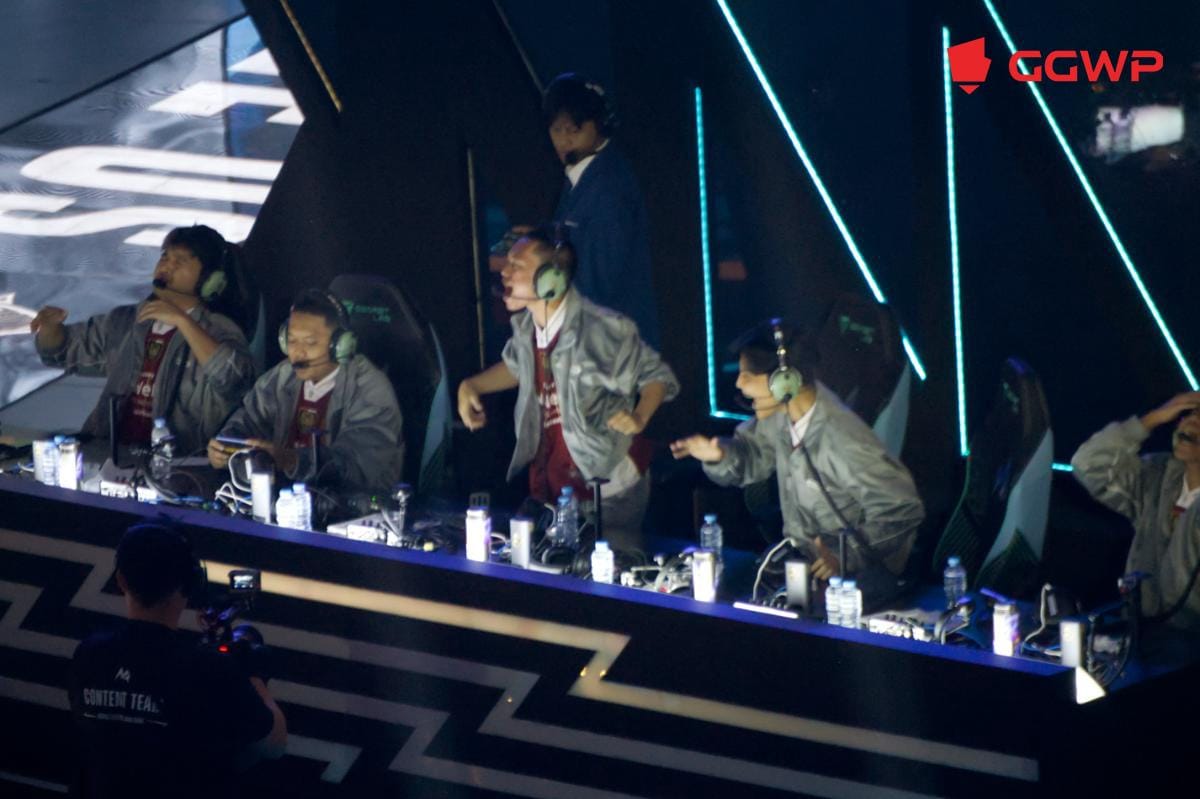 Selebrasi Alter Ego usai memastikan slot grand final M7. (Dok. GGWP/Mecca Medina)