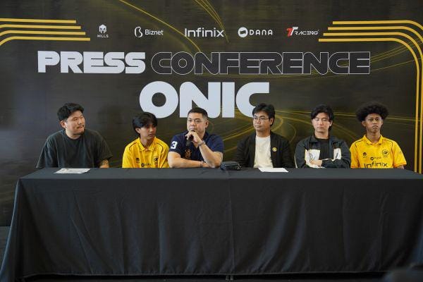 ONIC Umumkan Jersey Baru, Skylar Rehat, Coach Adi Cabut & Kelra Perkuat Tim