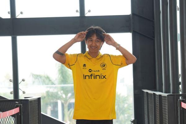 ONIC Umumkan Jersey Baru, Skylar Rehat, Coach Adi Cabut & Kelra Perkuat Tim