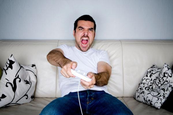 Main Game saat Ramadan? Ini 7 Kebiasaan yang Tidak Membatalkan Puasa Tapi Berisiko