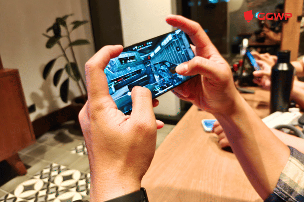 Pengalaman Bermain Game Esports di realme 16 Pro+ 5G