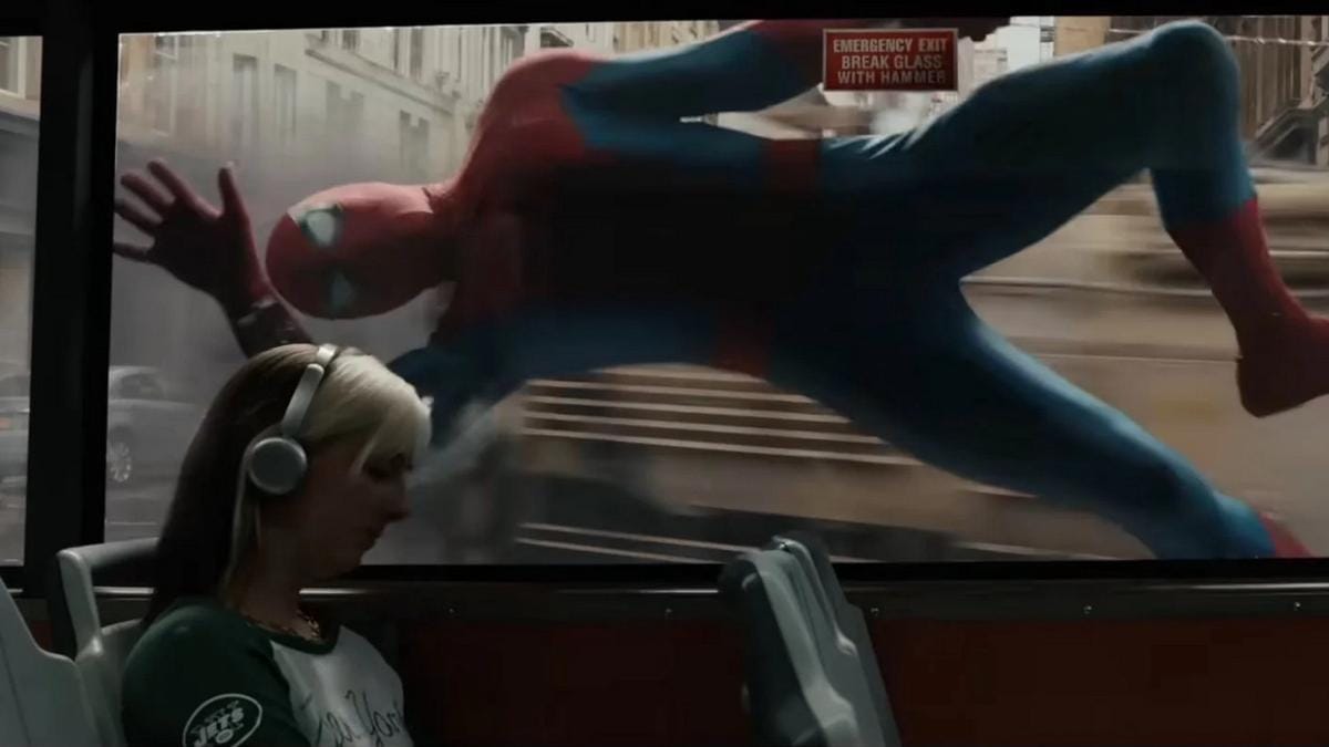 Adegan yang menampilkan sosok mirip dengan Rogue. (Reddit)