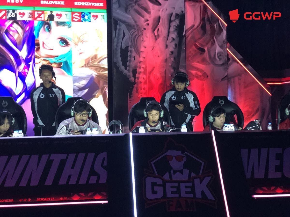 Hasil MPL ID S17 W3 TLID vs Geek: The Slayer King Pecahkan Rekor