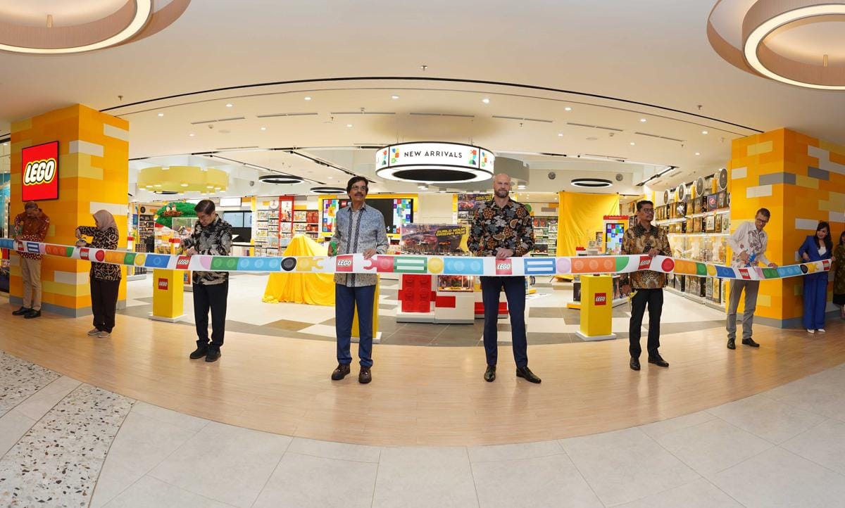 Spot Bermain Baru di Jakarta:LEGO® Certified Store Terbesar di AsiaT