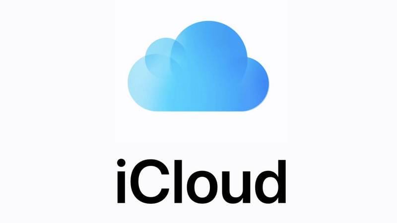 Logo iCloud dengan ikon awan berwarna biru di atas teks hitam bertuliskan iCloud di latar belakang putih.