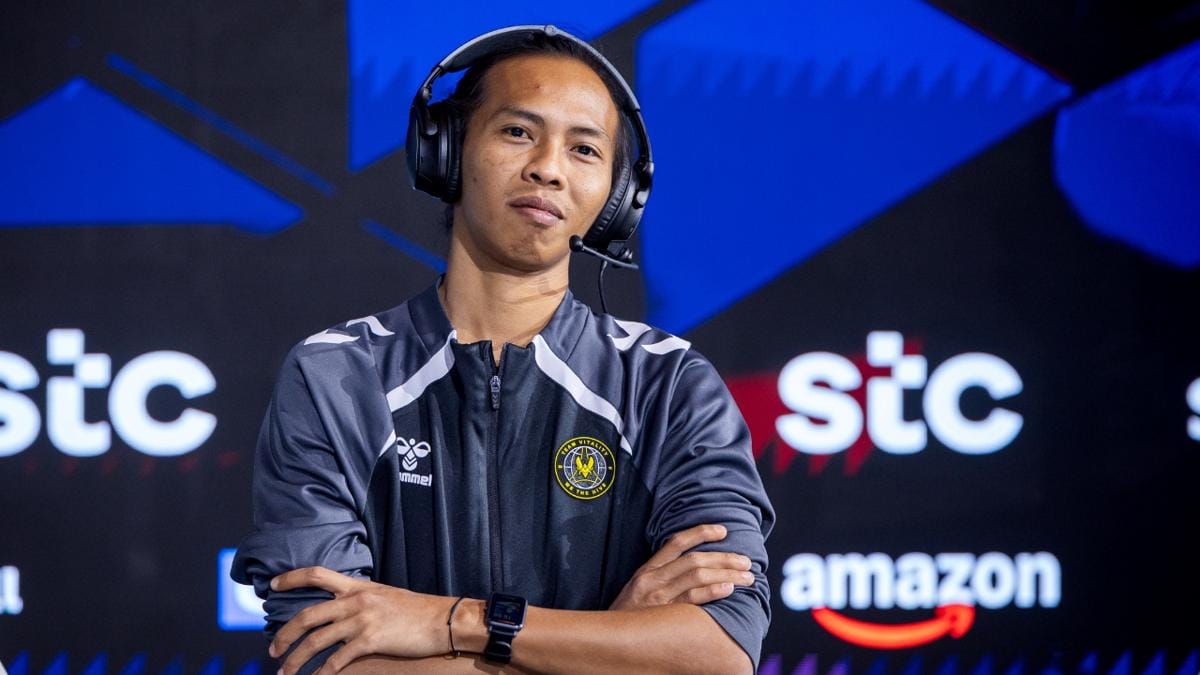 Profil Om Kurus, Coach OG yang Bawa Tim Debutan HOK ke EWC 2026