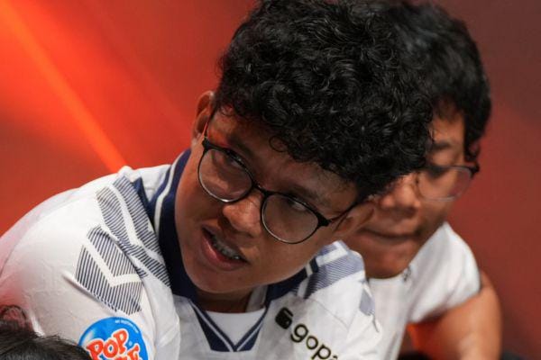 Juara Dunia Tapi Terakhir di Klasemen, Apa yang Terjadi dengan EVOS Divine?