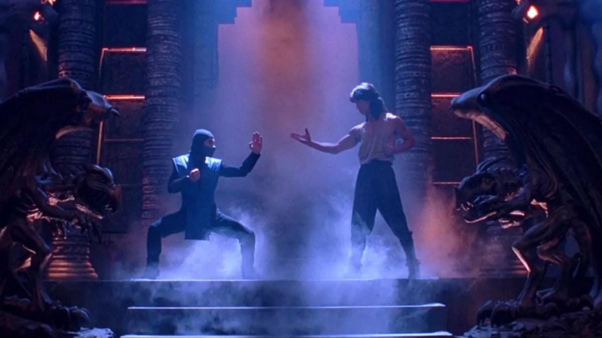 Sub Zero dan Liu Kang di Mortal Kombat 1995. (The Hollywood Reporter)