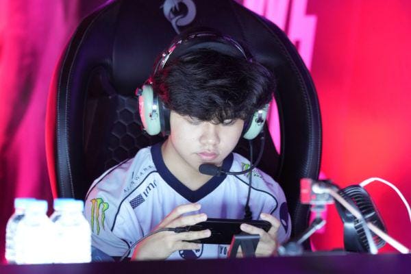 Hasil MPL ID S17 W8 TLID vs RRQ: Kuroky Jadi EXP Laner