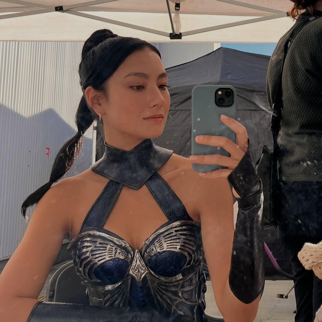 10 Fakta Menarik Adeline Rudolph, Pemeran Kitana di Mortal Kombat II!