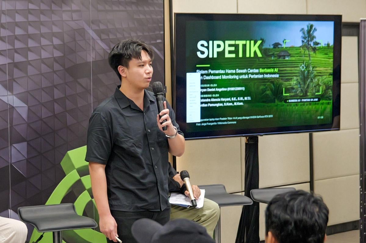 Bryan Daniel Angelino dari program studi Sistem Informasi melalui pengembangan SIPETIK, sistem deteksi hama berbasis YOLOv8.jpg